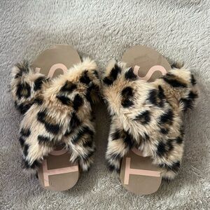 Toms Leopard Print Furry Slippers